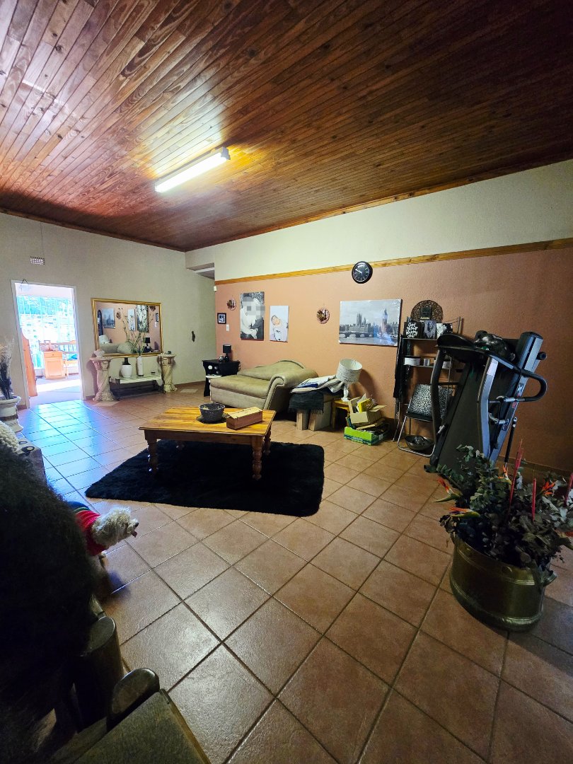 3 Bedroom Property for Sale in Wilkoppies North West